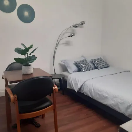 Apartment Jade Paris